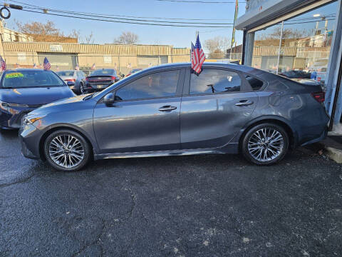 2022 Kia Forte GT Line