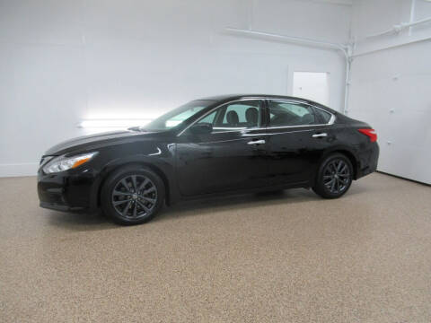 2016 Nissan Altima for sale at HTS Auto Sales in Hudsonville MI