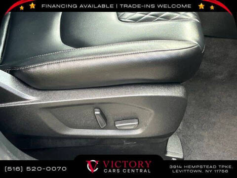 2023 Ford Edge Titanium