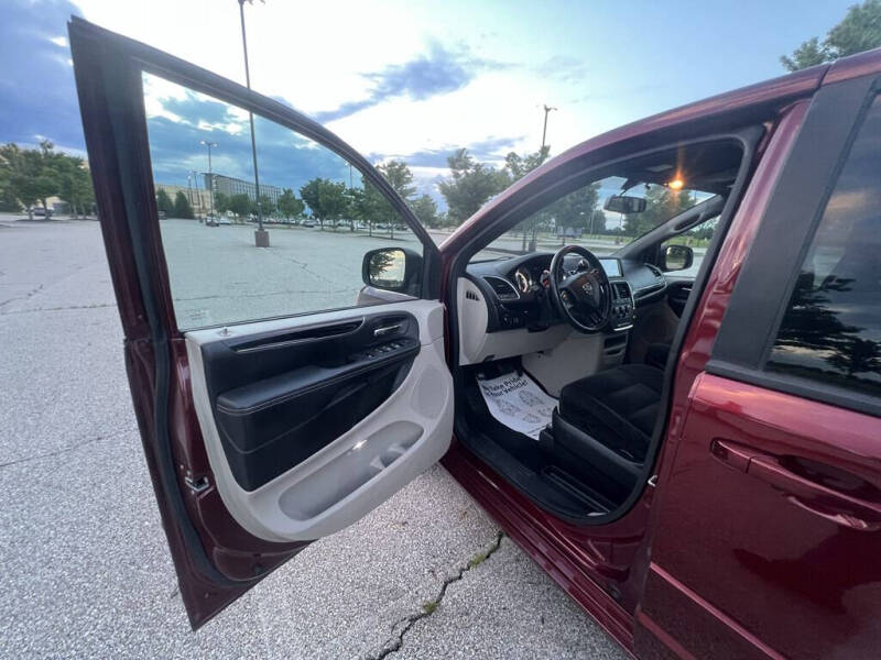 2017 Dodge Grand Caravan SE