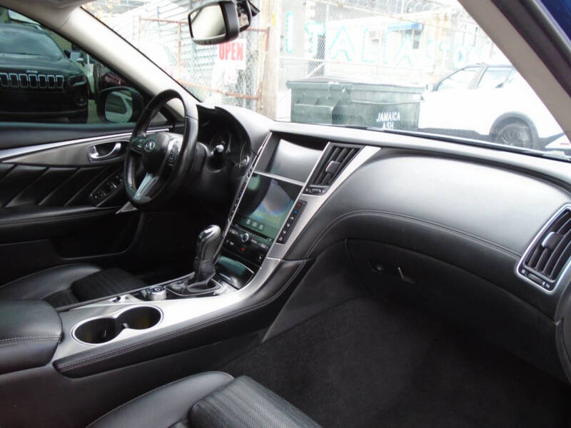 2018 Infiniti Q50 3.0T Sport