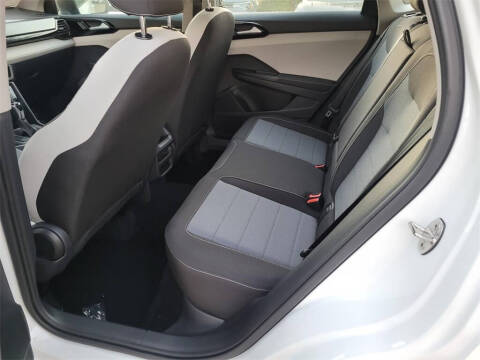 2025 Volkswagen Taos S