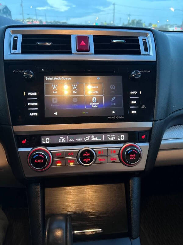 2017 Subaru Outback 2.5i Premium