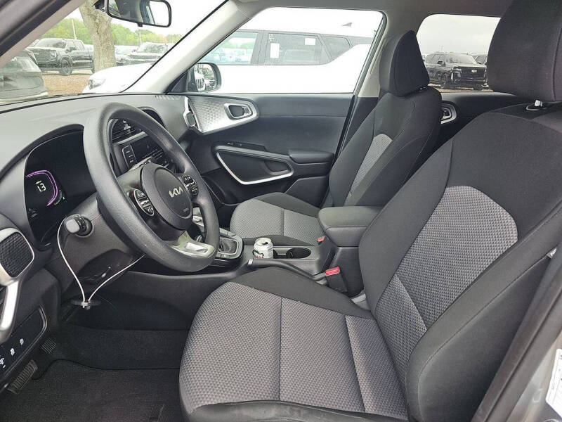 2025 Kia Soul LX