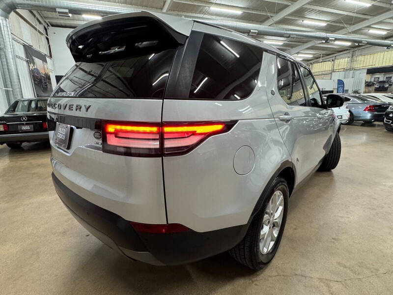 2020 Land Rover Discovery SE