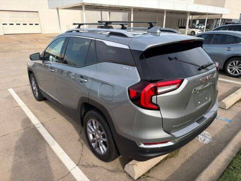 2023 GMC Terrain SLT