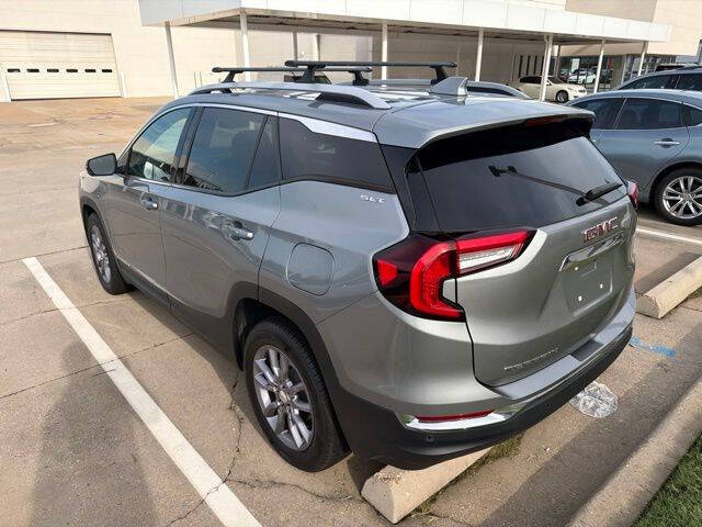 2023 GMC Terrain SLT