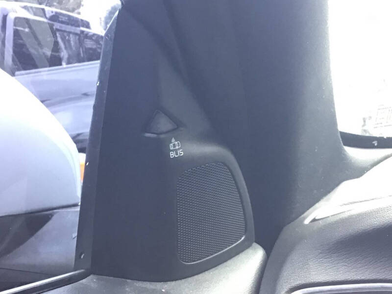 2015 Volvo S60 T6 R-Design Platinum