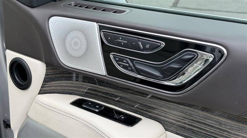 2018 Lincoln Navigator Black Label