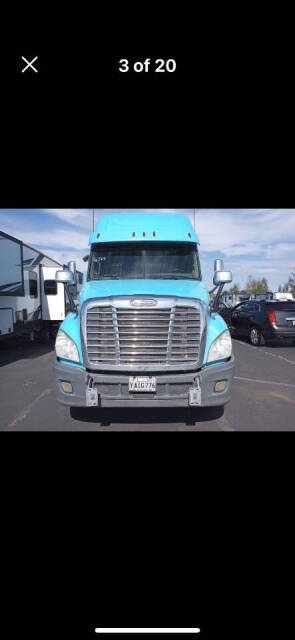 2013 Freightliner Cascadia for sale at Paradise Motors Inc in Sweet Home, OR