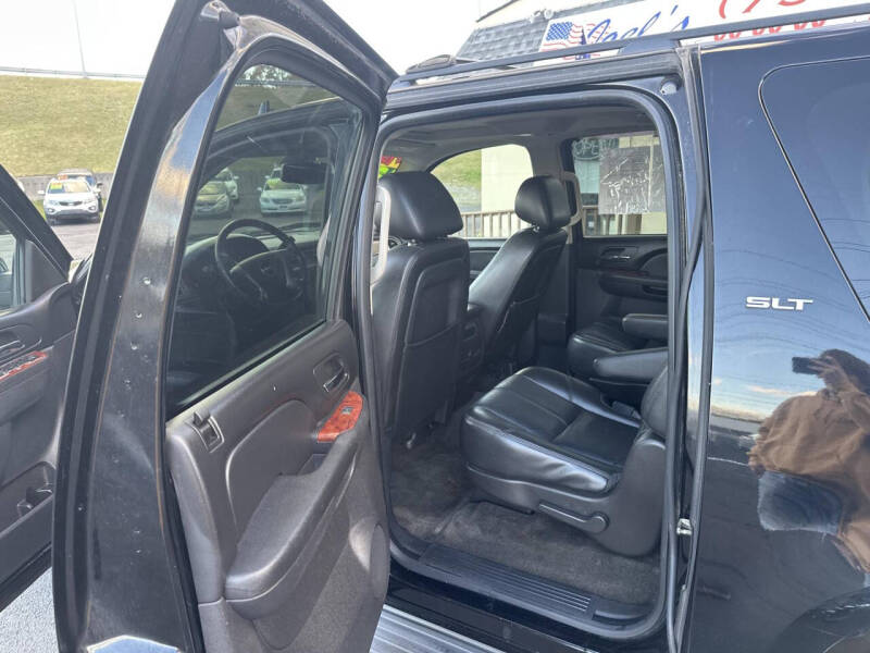 2011 GMC Yukon XL SLT