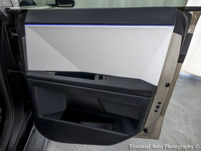 2024 Tesla Cybertruck