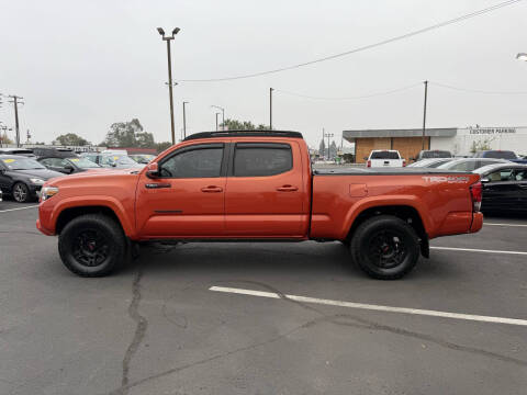 2017 Toyota Tacoma TRD Sport