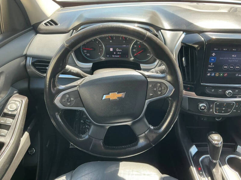 2020 Chevrolet Traverse LT Leather