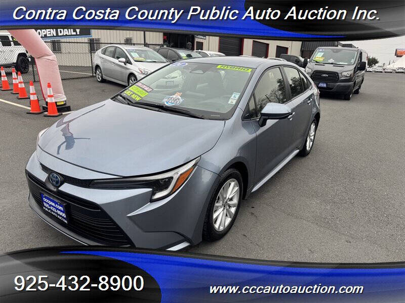 2024 Toyota Corolla Hybrid LE