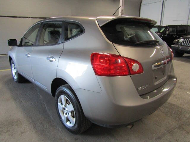 2013 Nissan Rogue SV w/SL Package