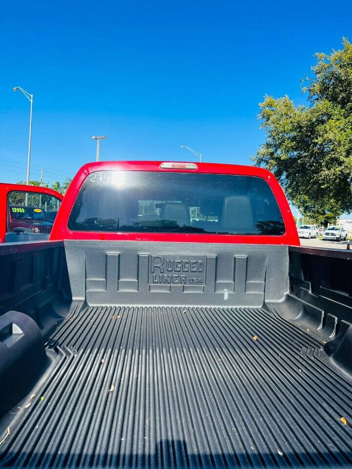 2013 Ford F-250 Super Duty  - $23,950