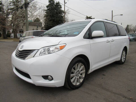 2013 Toyota Sienna for sale at PRESTIGE IMPORT AUTO SALES in Morrisville PA