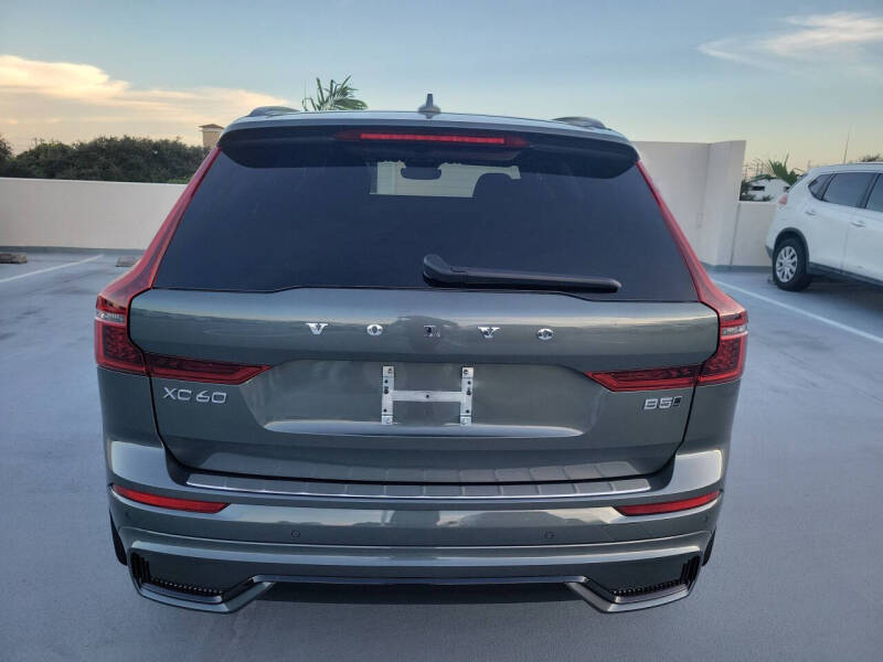 2026 Volvo XC60 B5 Core