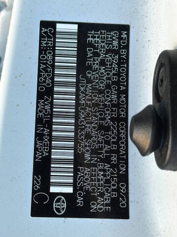 2021 Toyota Prius LE