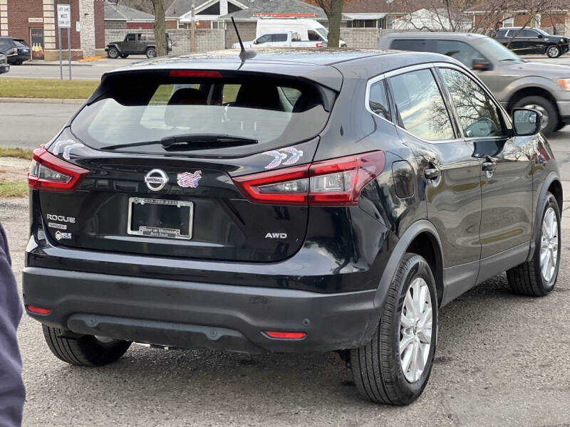 2021 Nissan Rogue Sport S