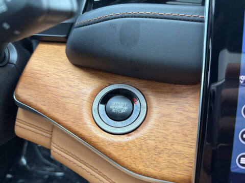 2022 Jeep Grand Cherokee Summit