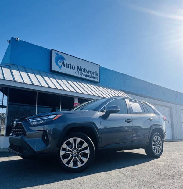 2022 Toyota RAV4 XLE Premium
