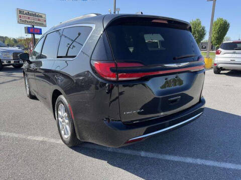 2022 Chrysler Pacifica Touring L