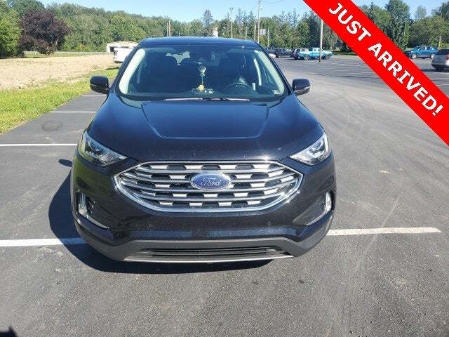 2021 Ford Edge Titanium