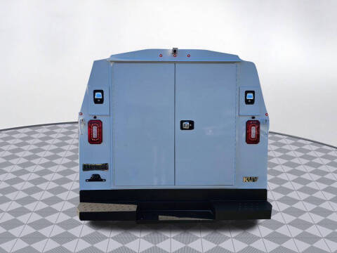 2025 Ford E-Series
