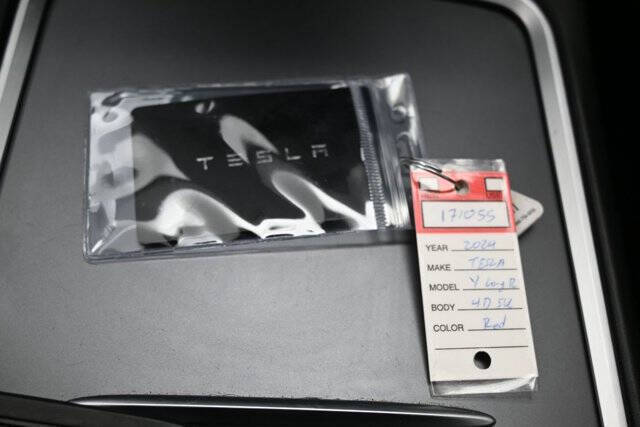 2024 Tesla Model Y Long Range
