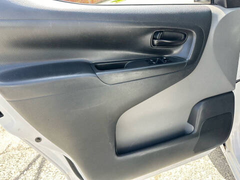 2019 Nissan NV200 SV