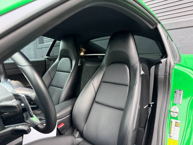 2023 Porsche 718 Cayman S