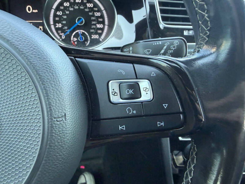 2016 Volkswagen Golf R