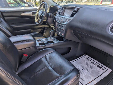 2017 Nissan Pathfinder