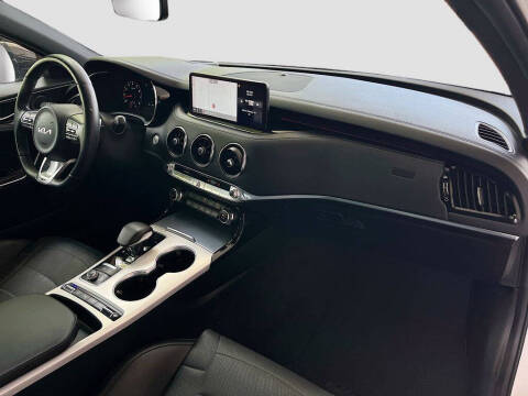 2023 Kia Stinger