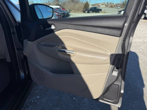 2013 Ford C-MAX Hybrid SE