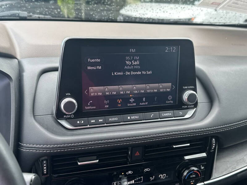 2021 Nissan Rogue SL