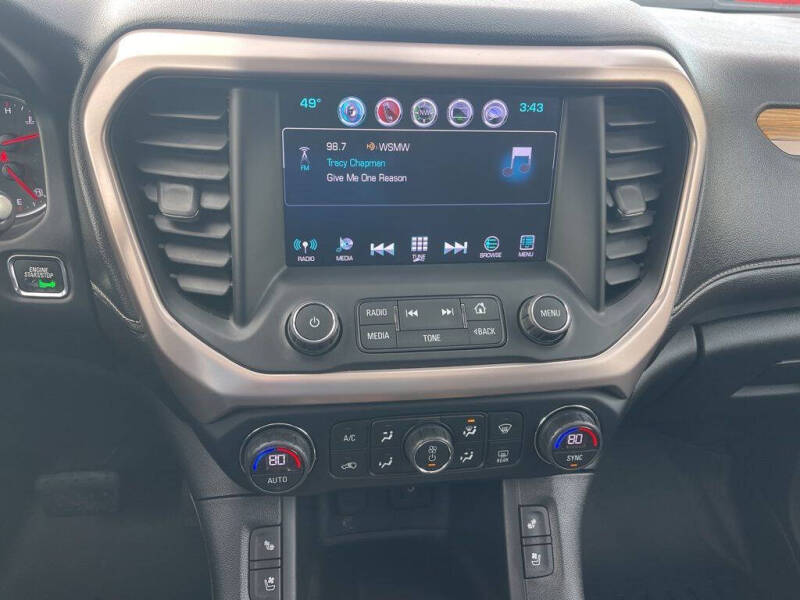 2017 GMC Acadia Denali