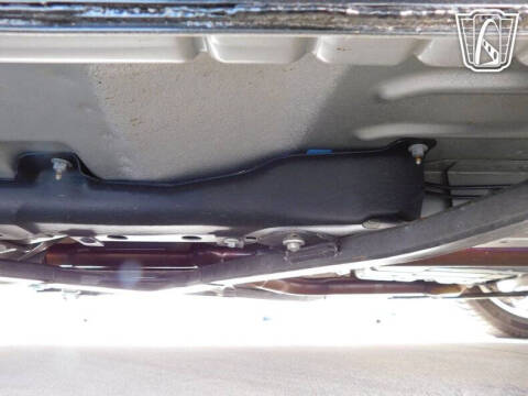 2005 Ford Thunderbird Deluxe