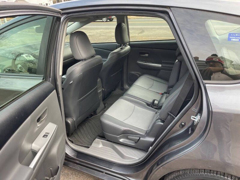 2012 Toyota Prius v Five