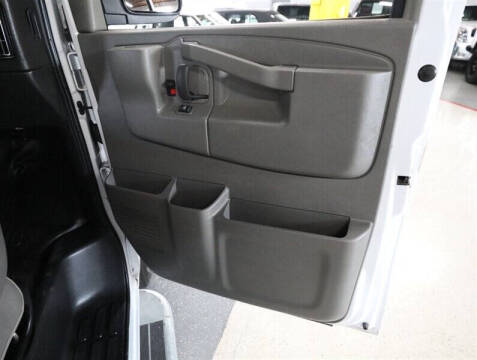 2024 GMC Savana 2500