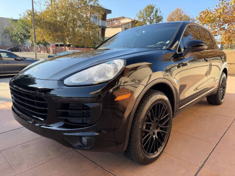 2018 Porsche Cayenne Platinum Edition