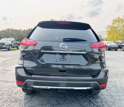 2017 Nissan Rogue SV