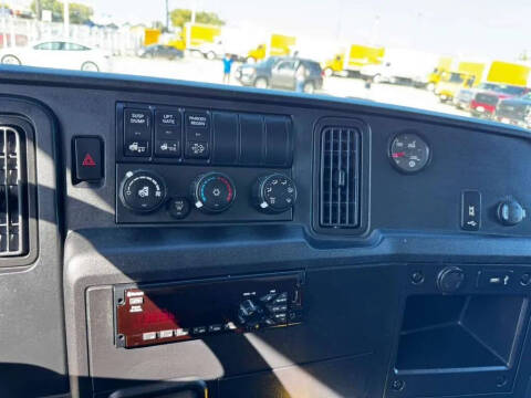 2020 International MV607