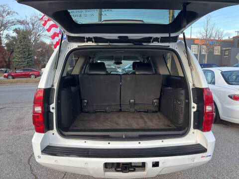 2008 Chevrolet Suburban LTZ