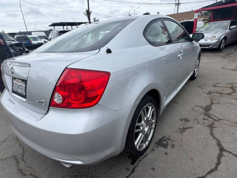 2006 Scion tC