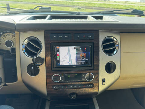 2011 Ford Expedition XLT