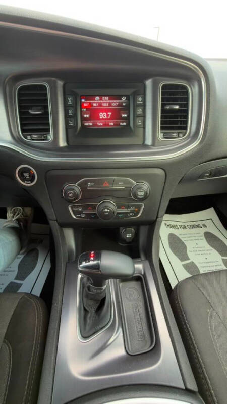 2015 Dodge Charger SE