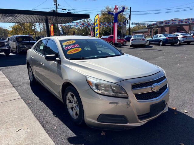 2013 Chevrolet Malibu for sale at Michael Johnson @ Allens Auto Sales Hopkinsville in Hopkinsville, KY